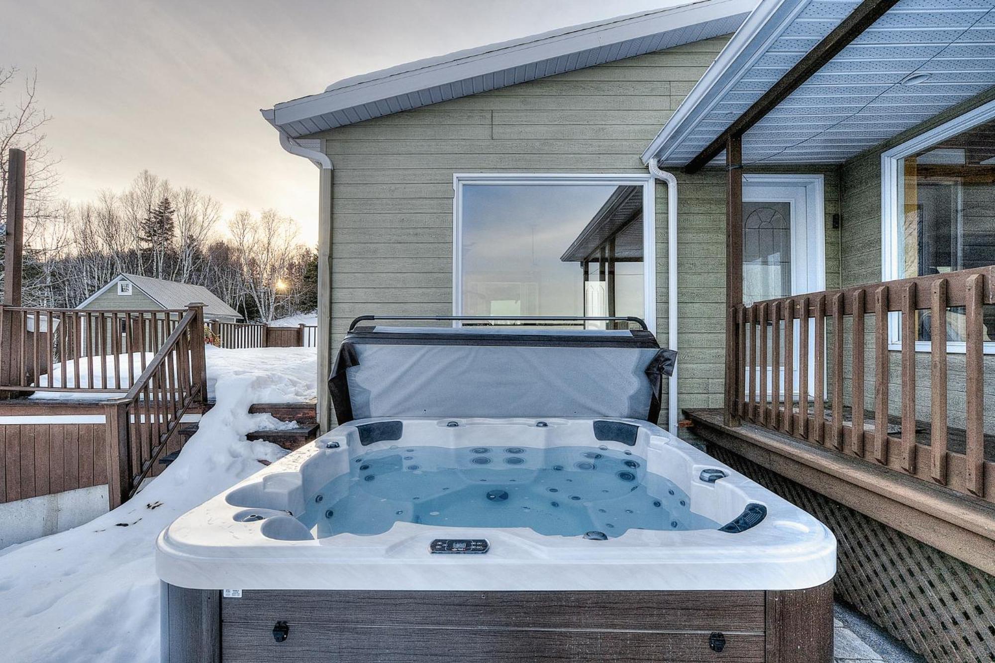 Gorgeous View 10 Min To Massif Hot Tub And Garage Villa Baie-Saint-Paul Exterior foto