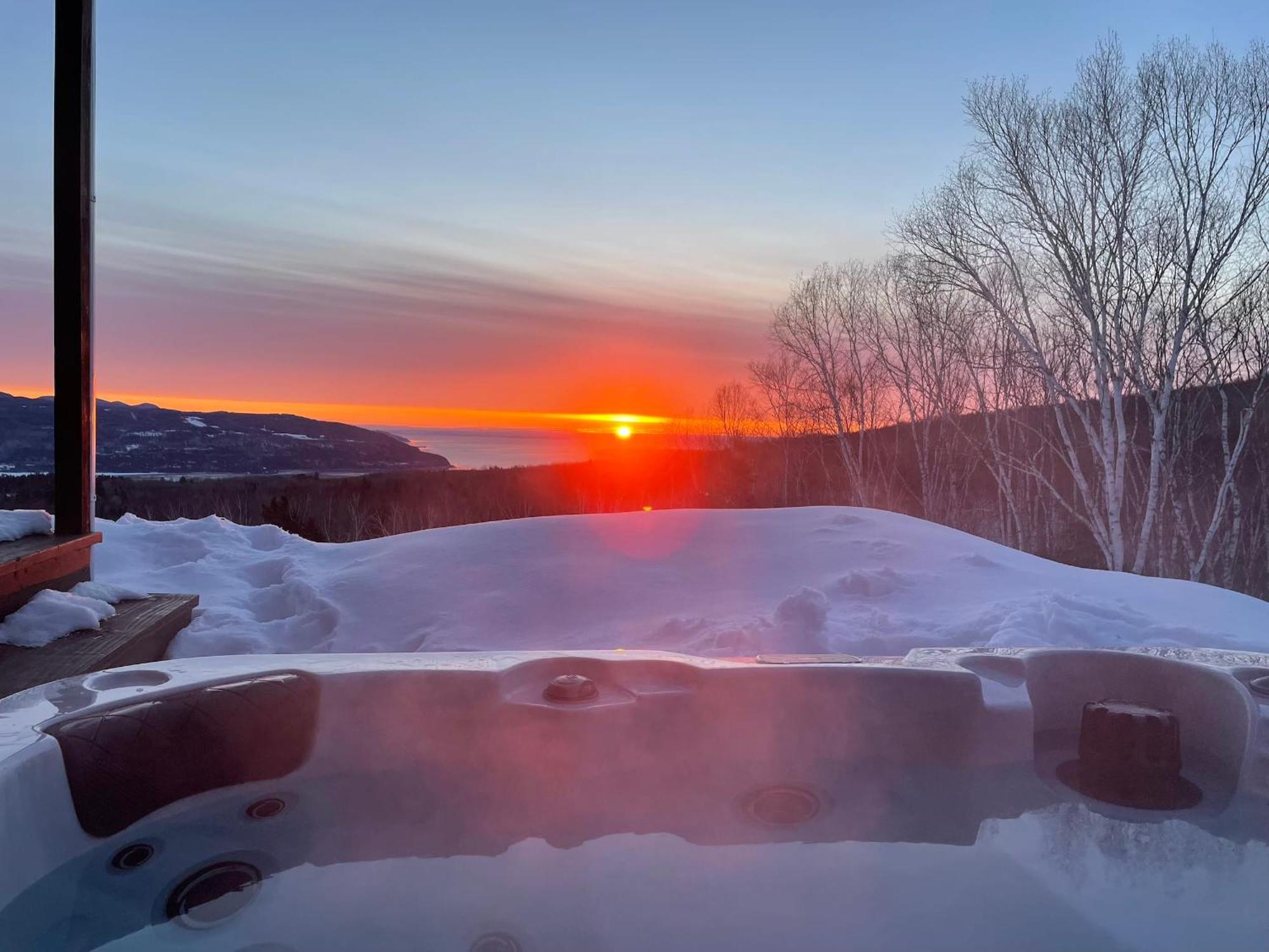 Gorgeous View 10 Min To Massif Hot Tub And Garage Villa Baie-Saint-Paul Exterior foto